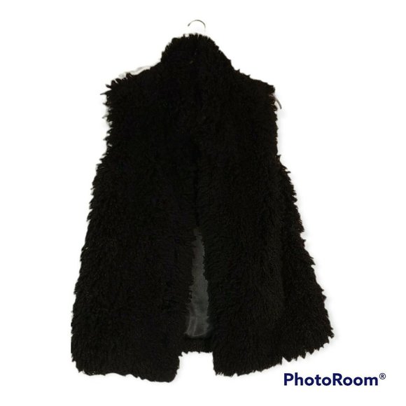 Katie Todd Black Faux Fur Shaggy Vest Size Medium - Picture 2 of 7